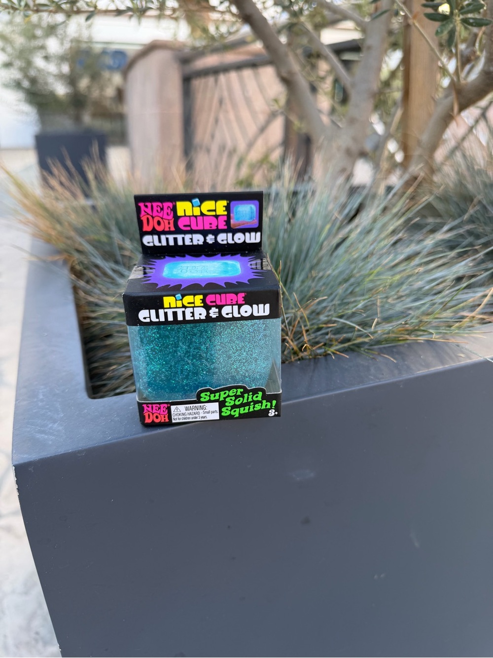 NIB Nice Cube Glitter & Glow Super Solid Squish - Blue